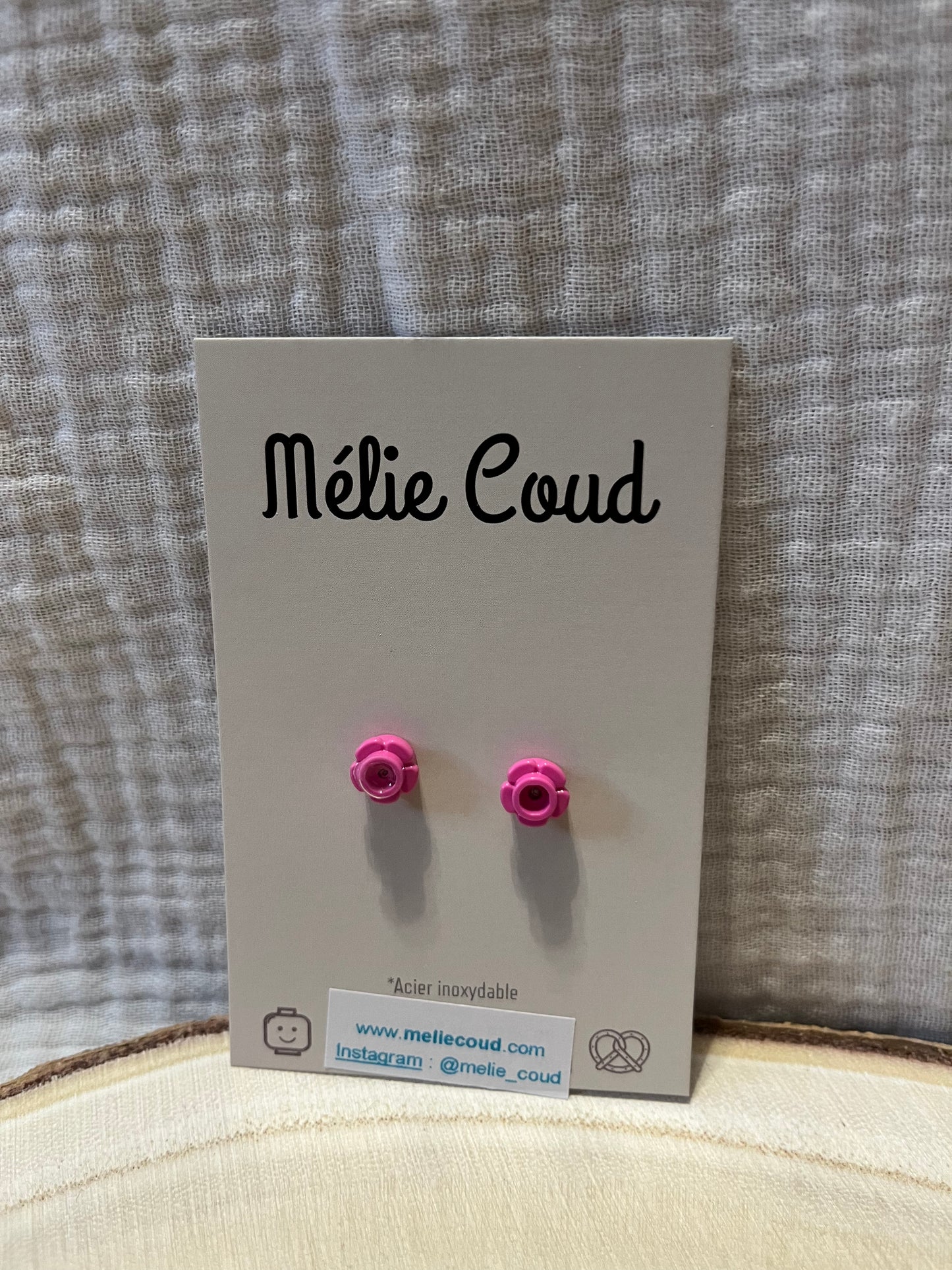 Boucles d’oreilles puces