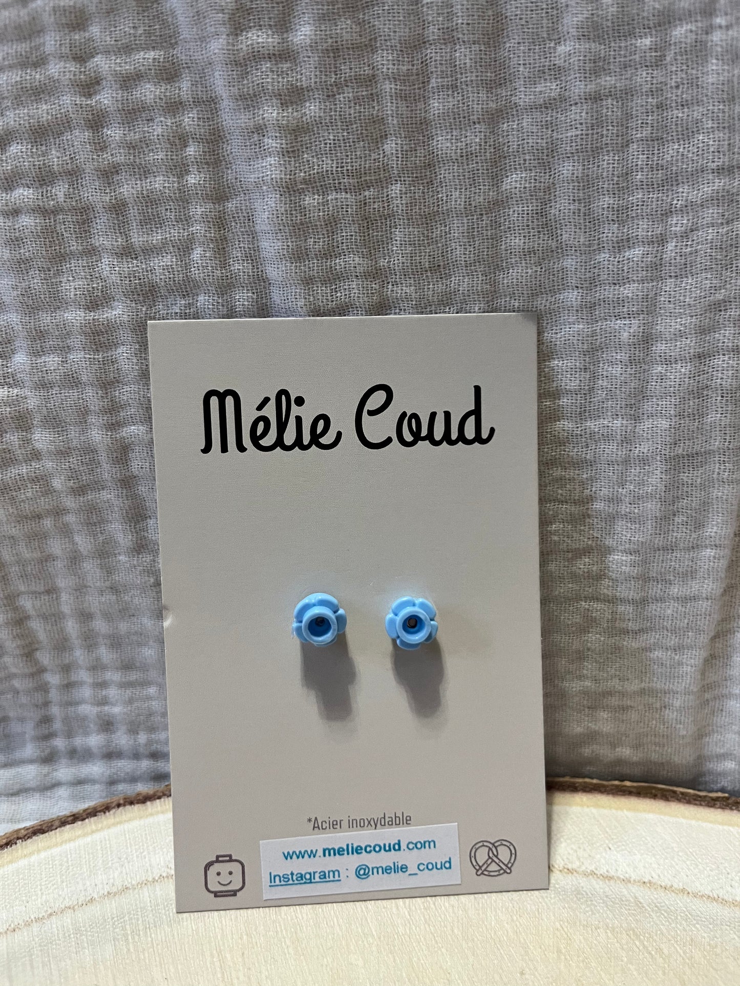 Boucles d’oreilles puces