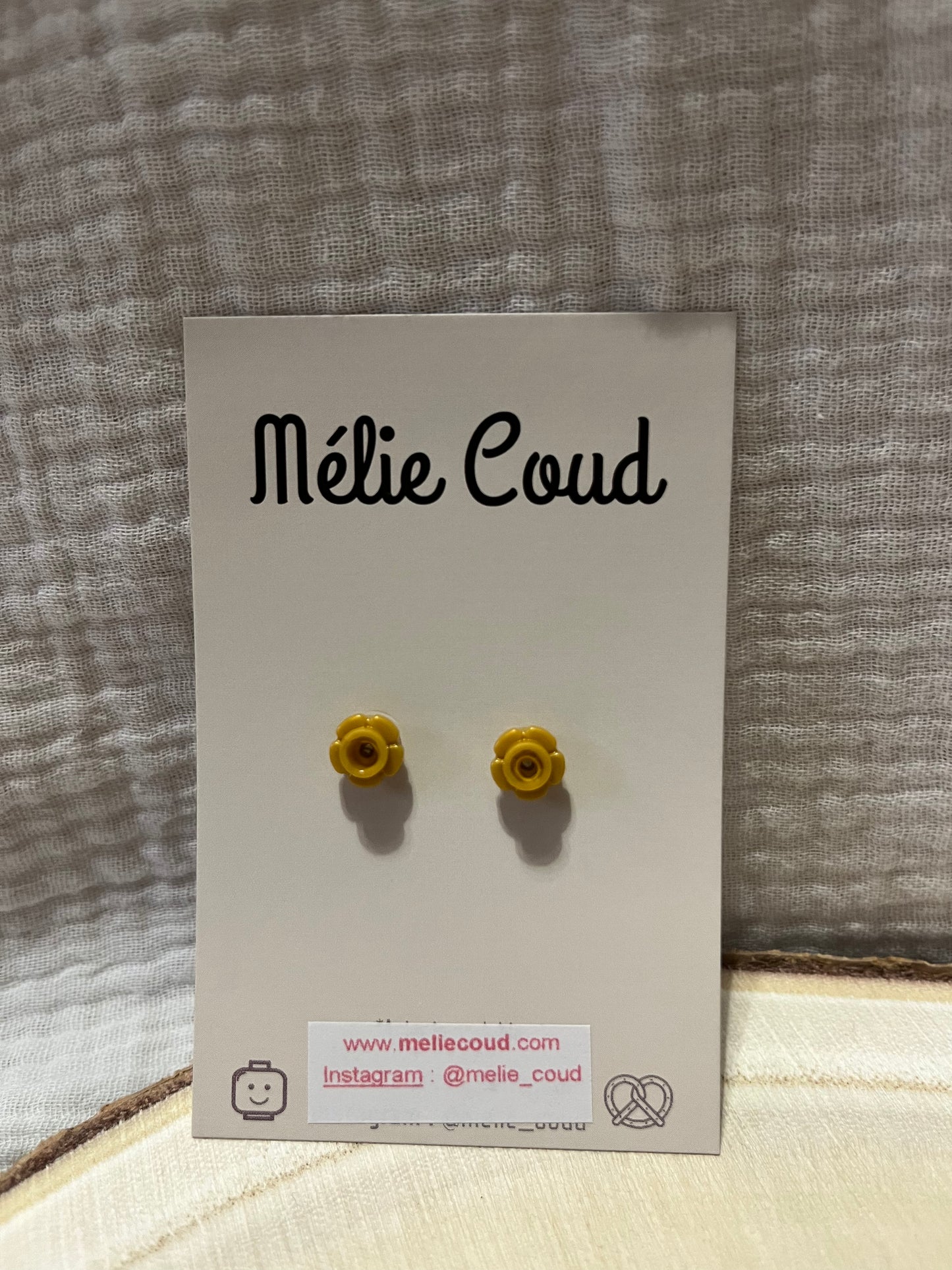 Boucles d’oreilles puces fleurs